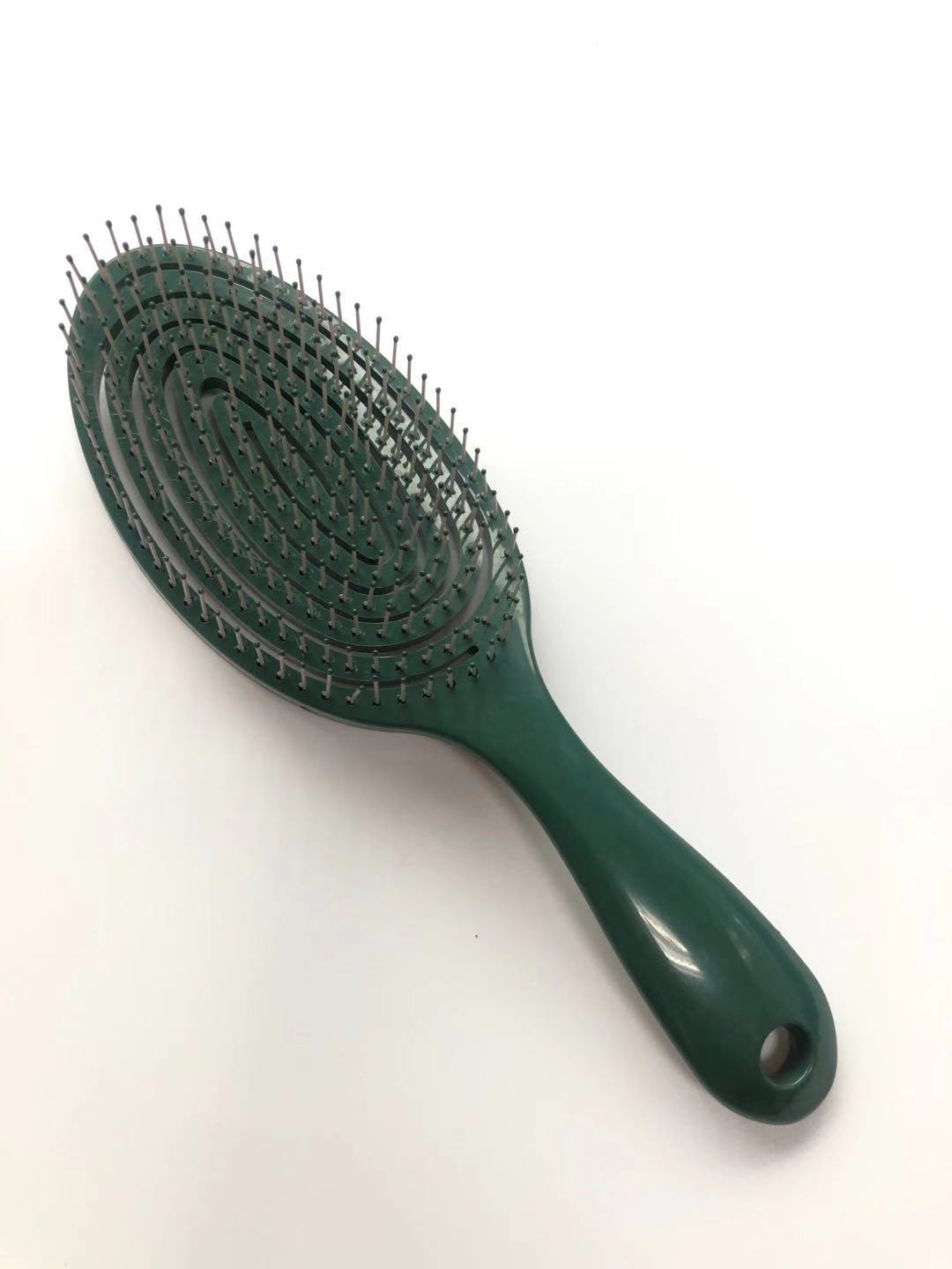 <a href=https://www.shmetory.com/Plastic-Hair-Brush_1.html target='_blank'><a href=https://www.shmetory.com/product/Detangle-comb-for-afro-hair-Curly-Hair.html target='_blank'>curly hair </a>brush</a>